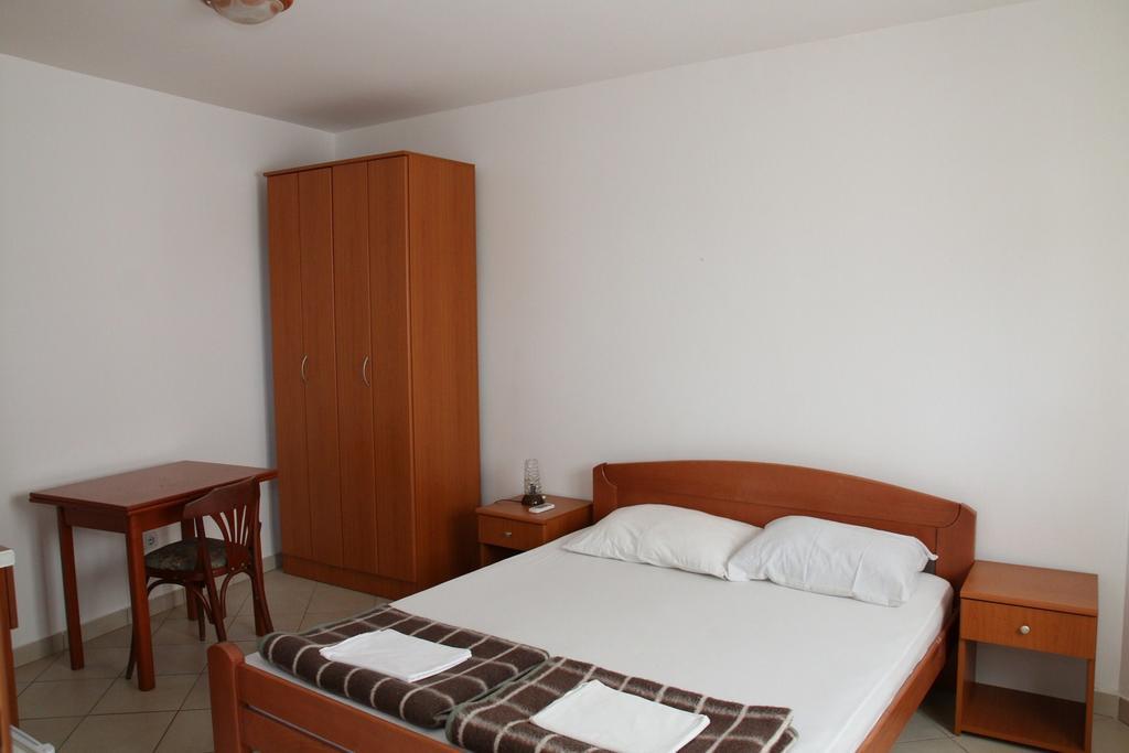 Vera Apartments Budva Room photo